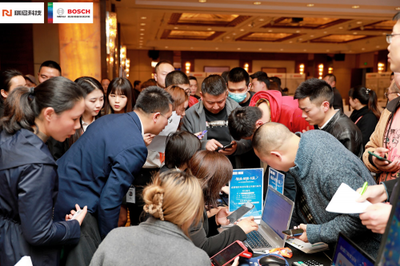 四川暖通行业技术交流峰会圆满落幕 瑞尼科技携手合作伙伴开启2021新征程